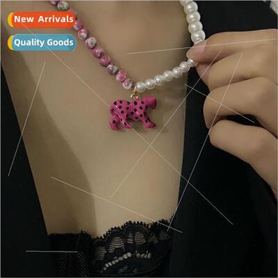 che Pearl Pink Leopard Necklace Short Necklace Necklace Swee