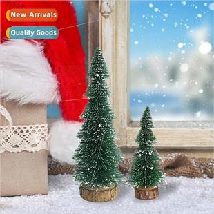 Pagoda decorations dipped whe desk New Christmas