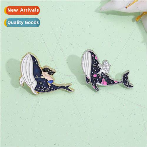New cartoon cute animal marine whale shape brooch personaliz