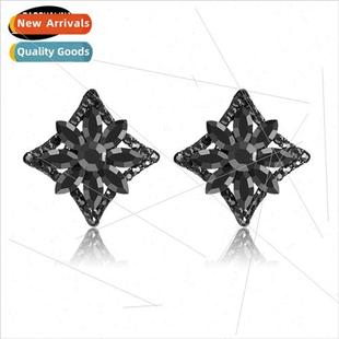 female nightclub full exaggerated large diamond Temperament