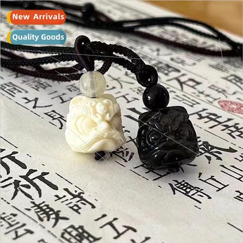 Waking lion braided rope necklace women 2023 fall winter new