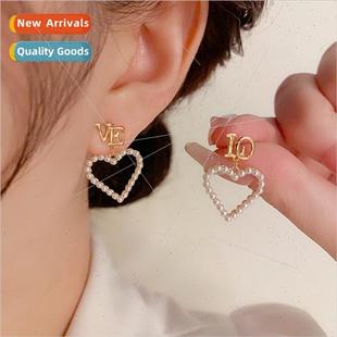 hollowed out female sweet s92 earrings LOVE pearl Mori heart