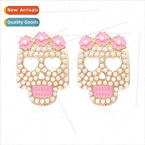 Fashion new skull inlaid pearl earrings retro fashion oil dr