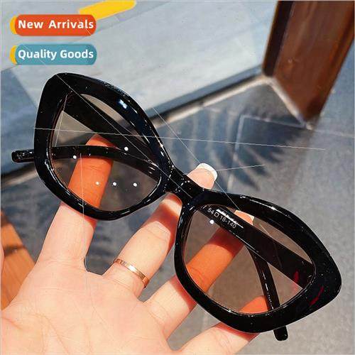 Europe fashion sunglasses women glasses in set shooting suns
