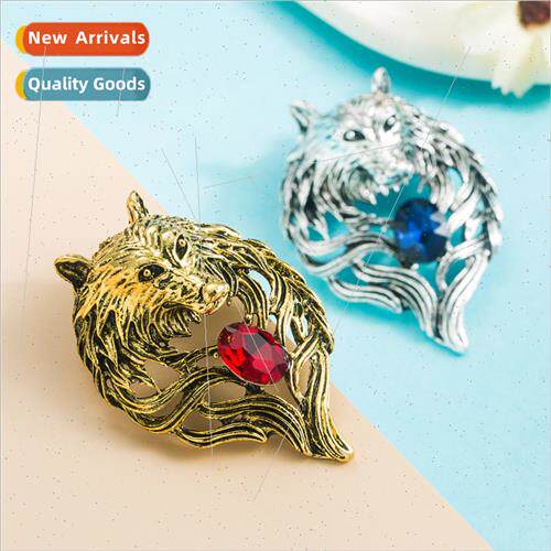 Europe fashion retro alloy rhinestone hollow wolf head corsa