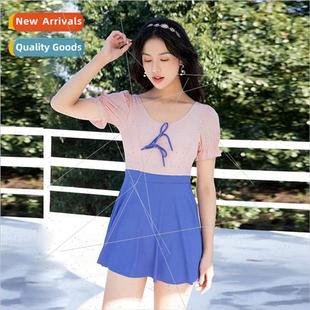 female conservative small One gathered swimsu breast piece