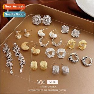 metal pleated geometric earrings lver simple pin