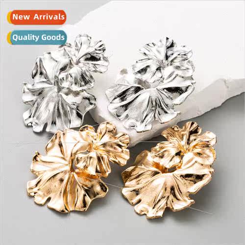 Europe new alloy earrings female nd earrings retro cold wind