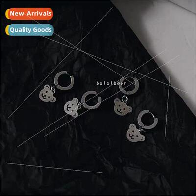 Europe bear earrings female ins niche metal cool earrings no