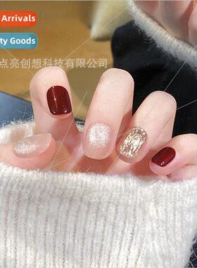 Handmade wear nail Roman ~ Chelsea red gilt cat eye manicure