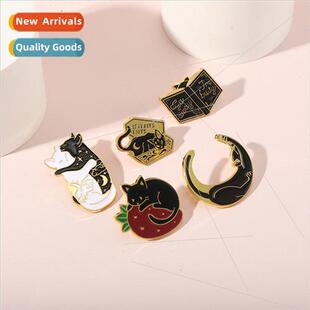 Europe new creative ensemble cat alloy brooch collar accesso