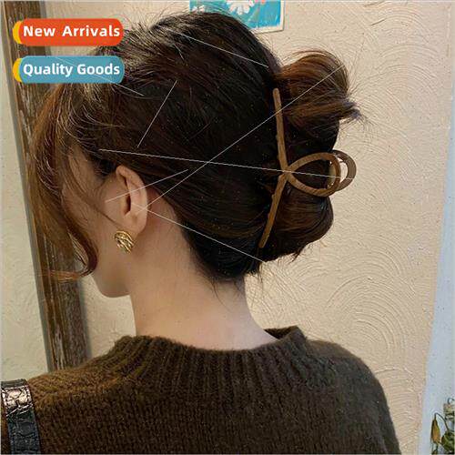 mple cold wind cross leopard print grab clip large shark cli