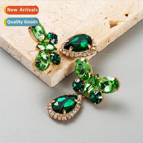 Europe fashion earrings green new simple tide fashion earrin