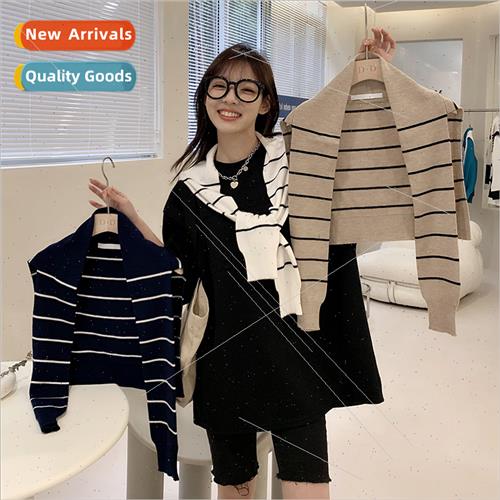 Korean  pinstripe knted wool shawl simple wh a single produc