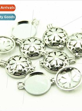 Europe engraved flowers round hollow openable photo box pend