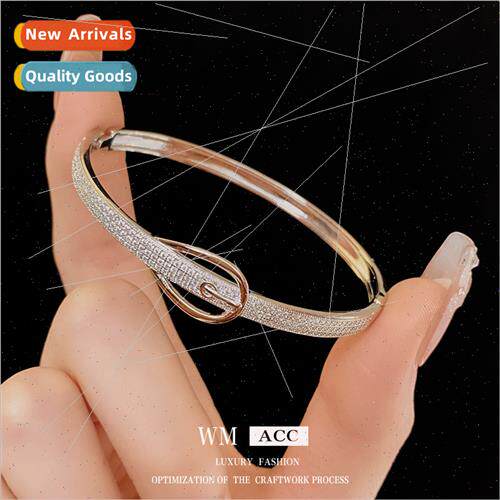 Zirconia hollowed out bracelet cold wind bracelet simple hun