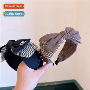 girl sense thousand Autumn grid temperament birds col winter