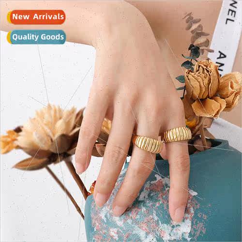 French croissant textured ring finger ring tanium steel fema