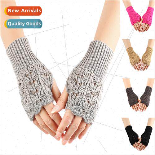 Love wool gloves hollow peach heart knted gloves fall winter