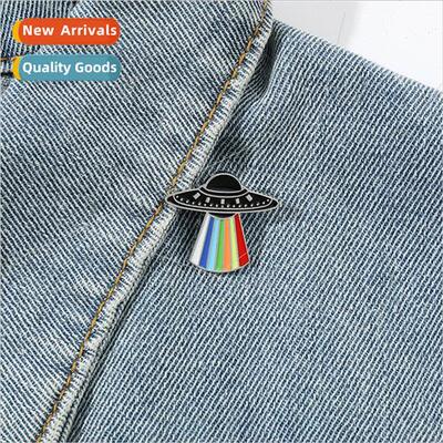 Spaceship brooch alien flying saucer rainbow beam metal badg