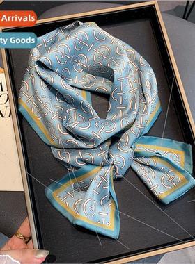 2021 new Korean twill geometric pattern small silk scarf fas