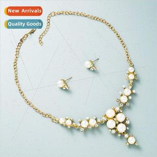 shape alloy inlaid Europe rhinestone leaf pearl ear creative