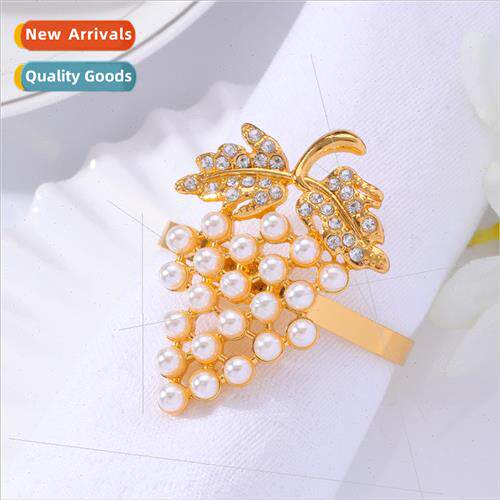 Hotel table setting pearl grape napkin ring simulation fru n