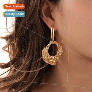 Metal Layered Hollow Irregular Earring Europe Hammered Retro