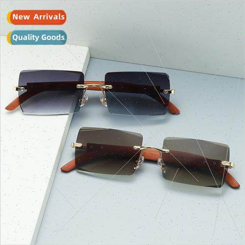 2A339 Quadrilateral Inner Cutting Edge Small Glasses K Famil