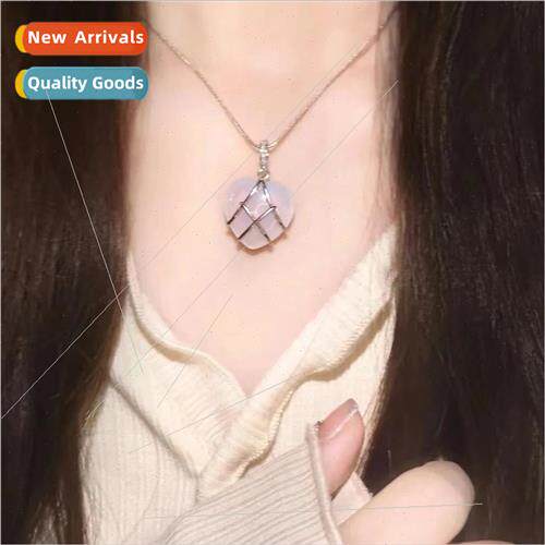 Barbie Princess Diamond Castle Heart Necklace Seal Heart Loc