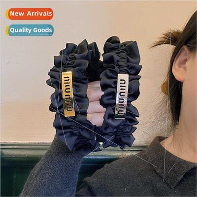 satin lovely Hepburn black pleated bud headband ageing versa