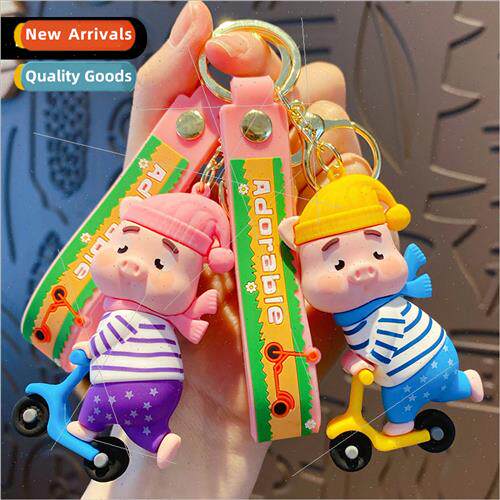 Cartoon drip rubber skateboard bear keychain cute nd delicat