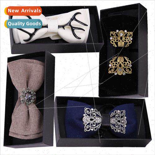 3108 Best Man Tuxedo Whe Bow Tie Crystal Metal Lapel Flower