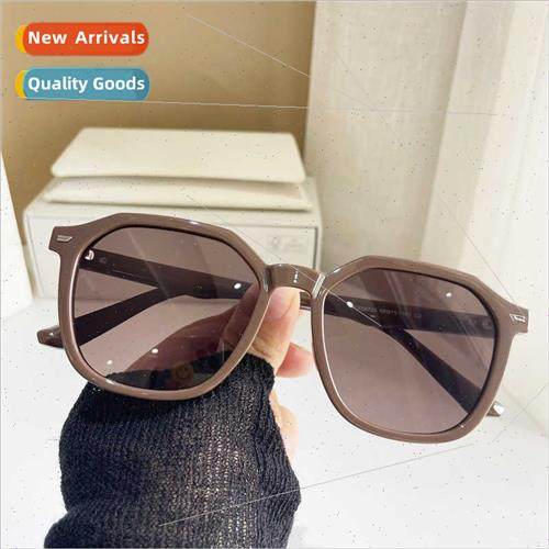 HK small frame retro TR polarized glasses female can match d