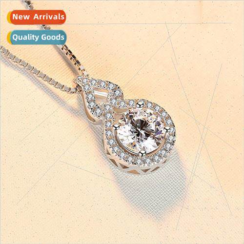 Moissane two carat zucchini necklace women full diamonds fas