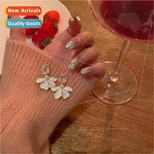 New tide spring atmosphere sense flowers earrings female hun