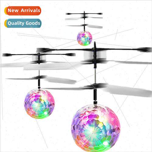 Seven-color light crystal ball induction flyer Induction cry