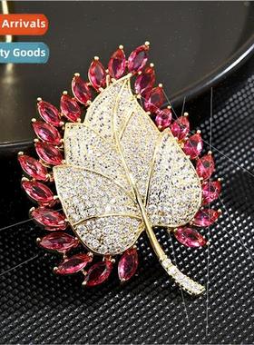 Delicate red zirconia flame maple brooch female fashion wate