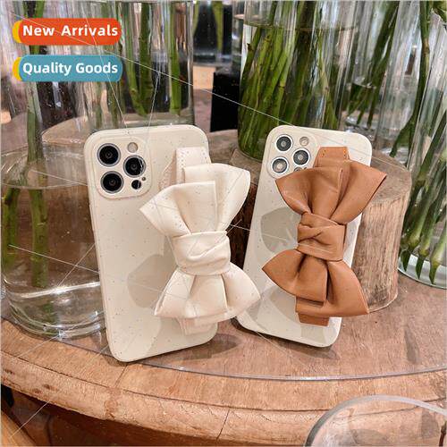Autumn and winter leather bow wristband iphone12 phone case