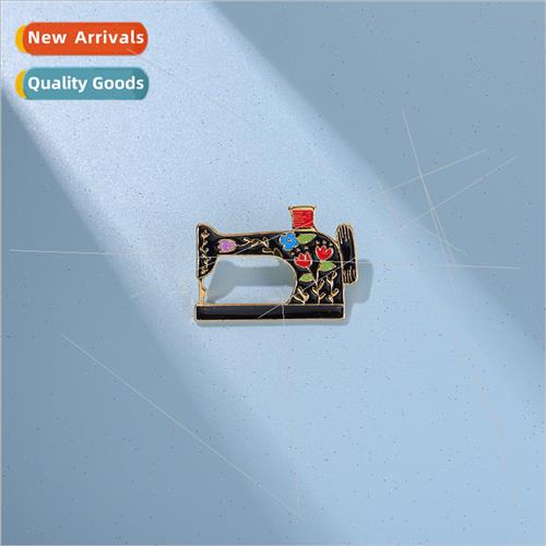 New sewing machine shape American vintage metal badges beaut