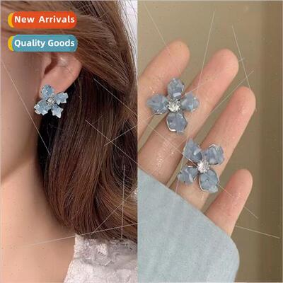 925 silver needle Mori 2023 new glass crystal gray flower ea