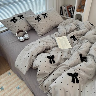 简约风灰色波点蝴蝶结毛巾绣水洗棉四件套软糯被套宿舍床单三件套