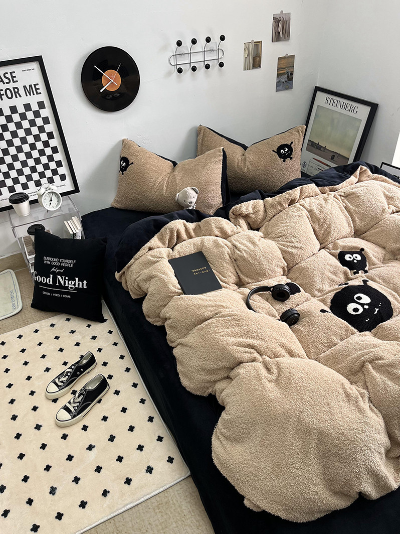 慵懒侘寂风四件套牛奶绒刺绣煤球