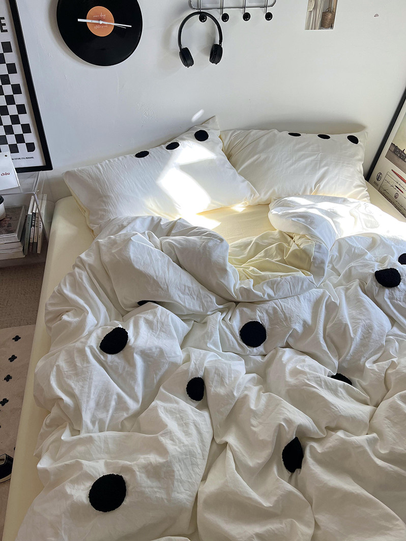 ins风奶油白拼黄黑色波点毛巾绣水洗棉四件套软糯全棉床单三件套