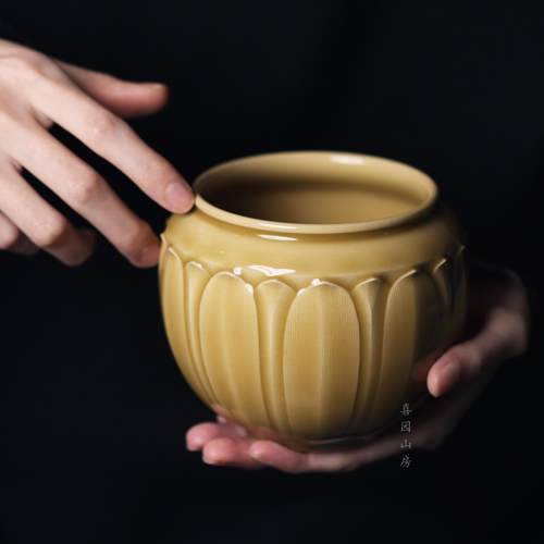 杨盛侃青瓷 黄釉莲纹大水洗500cc 纯手作茶具 重工壶承 高端茶器