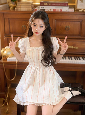 【梨甜醒】2023新款甜美气质蓝色碎花连衣裙纯欲风荷叶边a字短裙