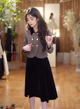 今年流行2025年春季新款法式洋气复古小香风外套半身裙两件套穿搭