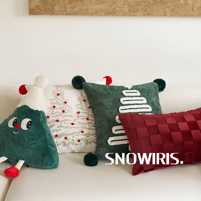 圣诞季高级感抱枕套客厅沙发软装复古绿靠垫腰枕毛绒节日礼物靠枕