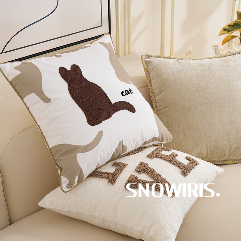 可爱动物猫咪靠枕儿童房装饰