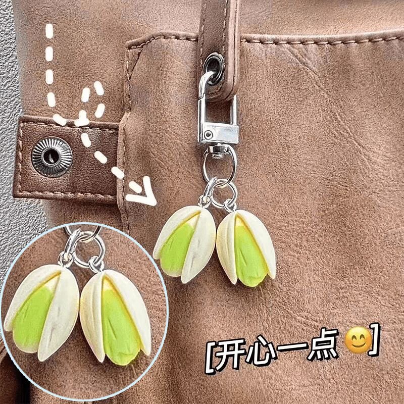 趣味开心果挂饰仿真坚果吊坠挂链通勤背包配饰送女生情侣节日纪念